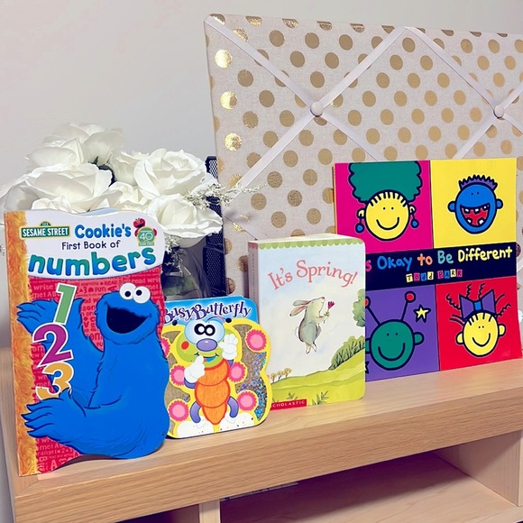 Other - Kids’ Books- 13 Book Collection